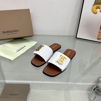 Kitlife Burberry sandal - 000