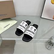 Kitlife Burberry sandal - 001 - 2