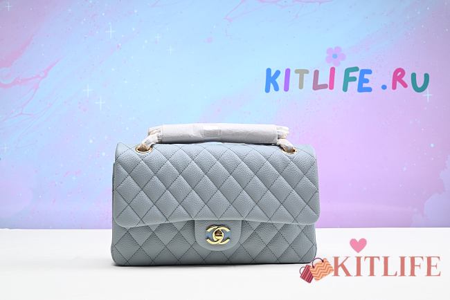 Kitlife Chanel Caviar leather Flap in light blue with gold - 25 cm - 1