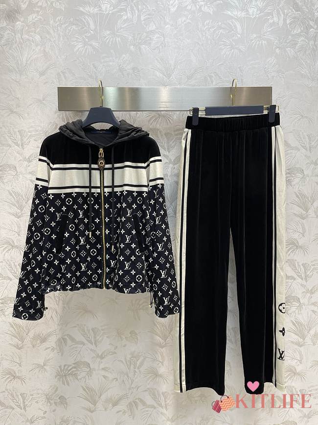 Kitlife Louis Vuitton Mixed Monogram Hooded Parka Black Clothing - 1/set - 1