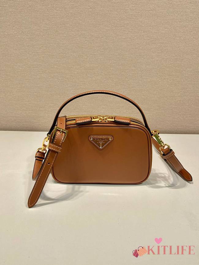kitlife Prada Odette leather brown mini-bag - 18.5 x 13 x 6.5 cm USD 350.00  - 1