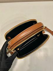 kitlife Prada Odette leather brown mini-bag - 18.5 x 13 x 6.5 cm USD 350.00  - 6
