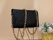 kitlife Louis Vuitton Pochette Coussin Monogram bag - M80747 - 20x14x8 cm - 3