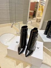 kitlife GIVENCHY Shark Lock Calfskin Leather Knee-short Boots In Black - 0001 - 2