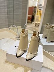 Kitlife GIVENCHY Shark Lock Cowboy short - Boots White - 5