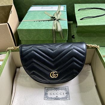 GUCCI Marmont Matelasse Leather Shoulder Bag In Black - 20x 14.5x 4cm