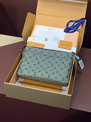 kitlife Louis Vuitton Pochette Voyage Souple bag - 32x21x8 cm  - 5