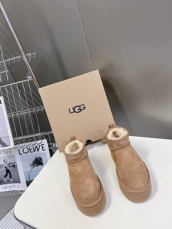 kitlife UGG Classic Mini Platform Boot - 001