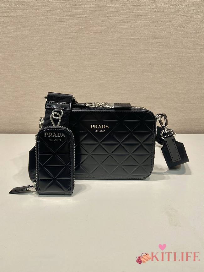 kitlife Prada Brique brushed leather bag with triangle motif - 19 x12x 5cm - 1