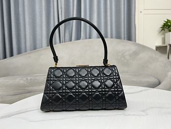 Kitlife Dior top handle black bag - 26 x 9 x 14.5 cm