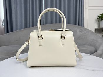 Kitlife Dior MEDIUM BOSTON BAG Box Calfskin cream - 29 x 22 x 15 cm