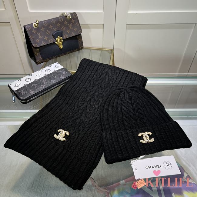 Chanel Knit Hat & Scarf Set black 2023 - 1