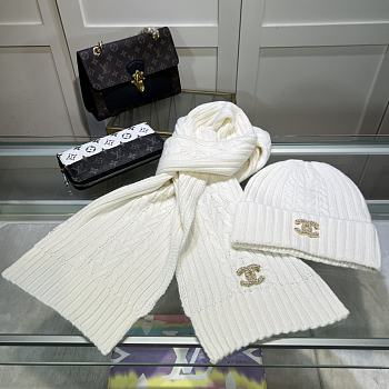 Chanel Knit Hat & Scarf Set white 2023