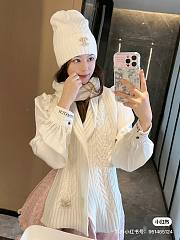 Chanel Knit Hat & Scarf Set white 2023 - 2