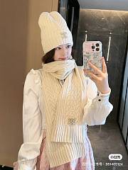 Chanel Knit Hat & Scarf Set cream 2023 - 2