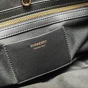 Kiltife BURBERRY tote bag - 34 x 14 x 28 cm - 4