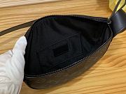 kitlife Louis vuitton Moon Crossbody Monogram Eclipse bag - 24.5 x 16 x 4.5 cm - 6