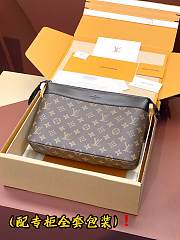 Kitlife louis vuitton Pochette Voyage Souple bag Brown- 32x21x8 cm - 1