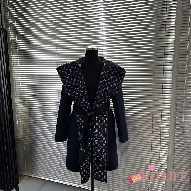 kitlife Louis Vuitton Belted Short Wrap Pea Coat Blue - 000 - 1