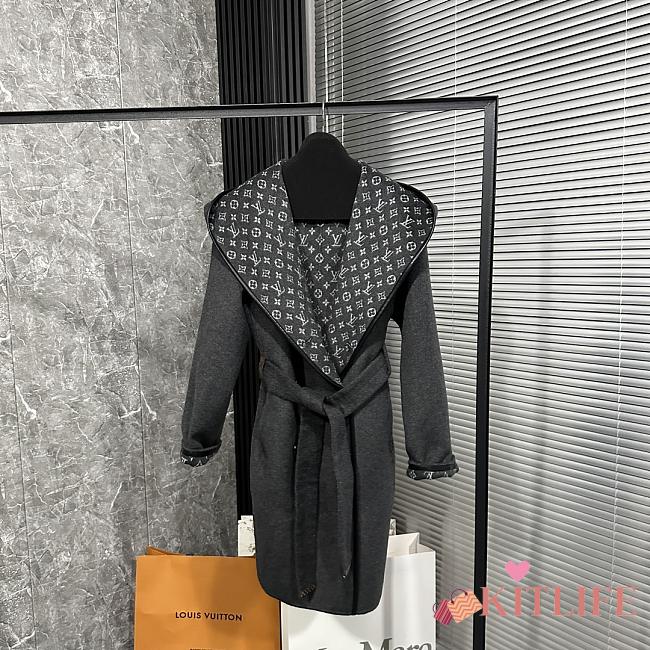 kitlife Louis Vuitton Belted Short Wrap Pea Coat Gray  - 00 - 1