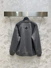 Kitlife louis vuitton sweater gray  - 4