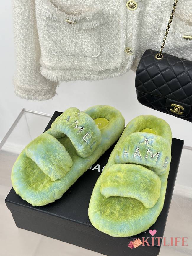 Kitlife chanel logo slippers green  - 1
