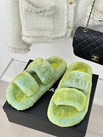 Kitlife chanel logo slippers green 