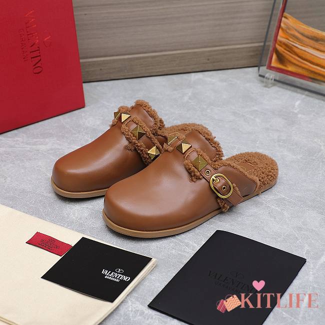 Kitlife Valentino Garavani Brown Roman Stud Sabot Slippers - 1