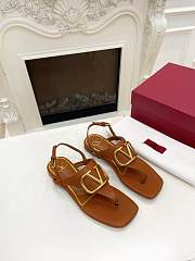 Valentino Garavani Brown VLogo Signature Flat Sandals - 000 - 4