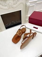 Valentino Garavani Brown VLogo Signature Flat Sandals - 000 - 5