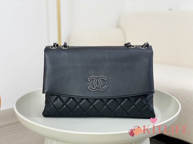 kitlife Chanel Flap bag Calfskin Black bag -  32 x 19 x7.5 cm - 1