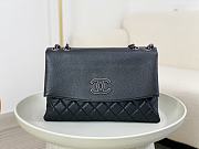 kitlife Chanel Flap bag Calfskin Black bag -  32 x 19 x7.5 cm - 1