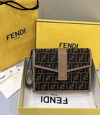 Kitlife FENDI Fabric Clutch In Beige brown bag - 26x9x19cm