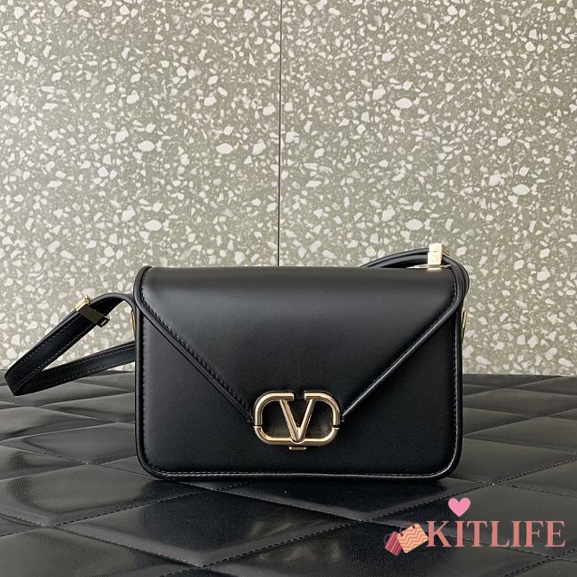 Kitlife Valentino Garavani Small Shoulder Bag black - 19x12x6cm - 1