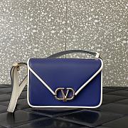 Kitlife Valentino Garavani Small Shoulder Bag blue - 19x12x6cm - 1