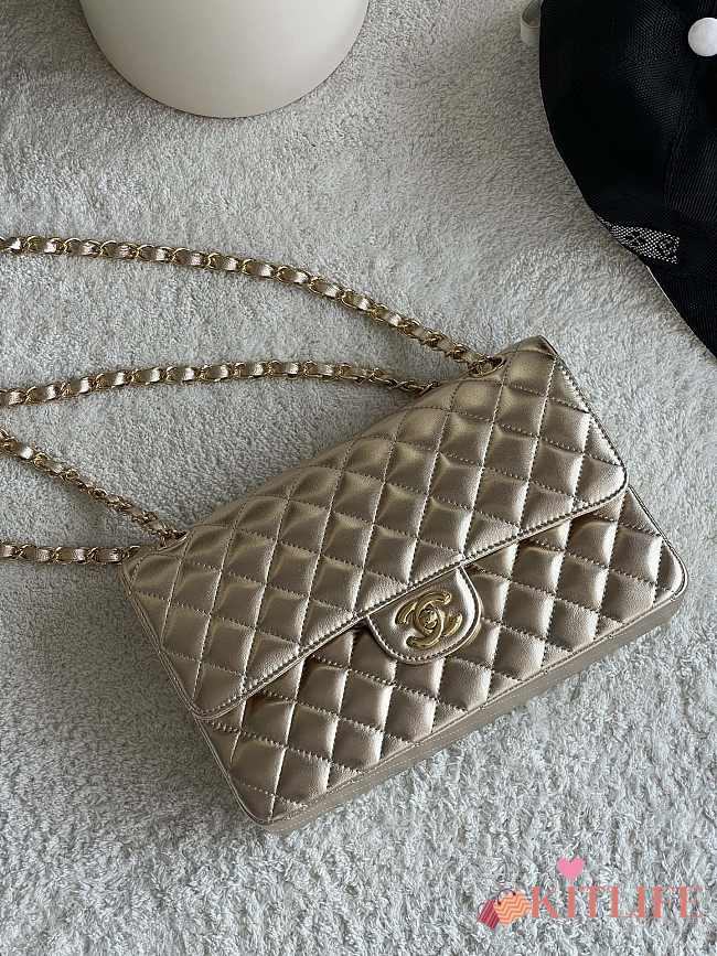 Chanel Gold Flap Bag Lambskin - 25 cm - 1