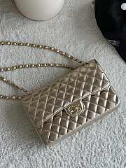 Chanel Gold Flap Bag Lambskin - 25 cm - 1