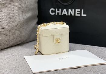 kitlife Chanel clutch chain white bag - 9.5x10.5x7 cm