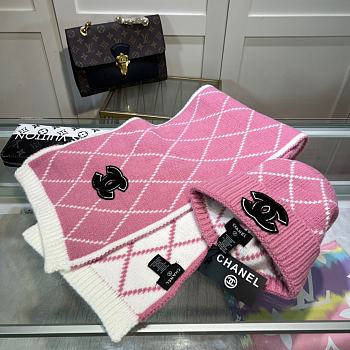 Chanel Knit Hat & Scarf Set pink 01