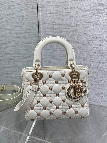 kitlife Dior lady White Cannage Lambskin with Gold-Finish Butterfly Studs - 20cm