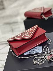 kitlife Prada Women's Red Logo-plaque Shoulder Bag red - 17x9.5x3.5 cm - 3