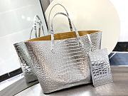 kitlife Givenchy crocodile-embossed Wing tote bag - 35.5x31x17.5 cm - 3