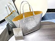 kitlife Givenchy crocodile-embossed Wing tote bag - 35.5x31x17.5 cm - 4