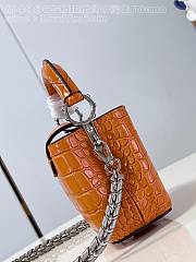 kitlife Louis Vuitton Capucines in precious crocodilian Orange bag - 16x11x6 cm - 2