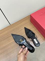 kitlife VALENTINO GARAVANI sandals black  - 2