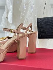 kitlife VALENTINO V logo pumps Beige 11cm - 3
