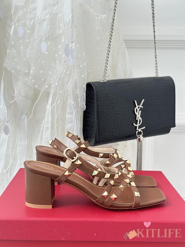 kitlife Valentino Garavani Rockstud sandal beige - 7cm - 1