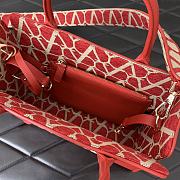 kitlife Valentino Garavani La Quatrieme Toile lconographe  V bag red - 28x19x12 cm - 2