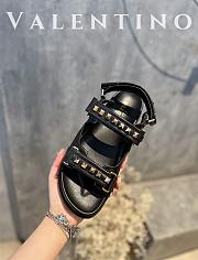 kilife VALENTINO ROCKSTUD BLACK LEATHER SANDALS - 2