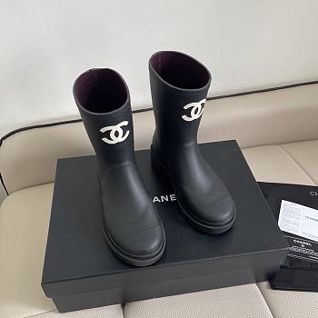 Kitlife Chanel boots Black 